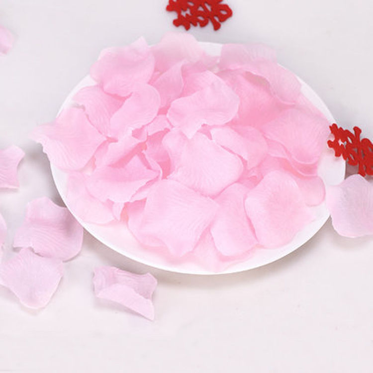 Rose Petals Decoration